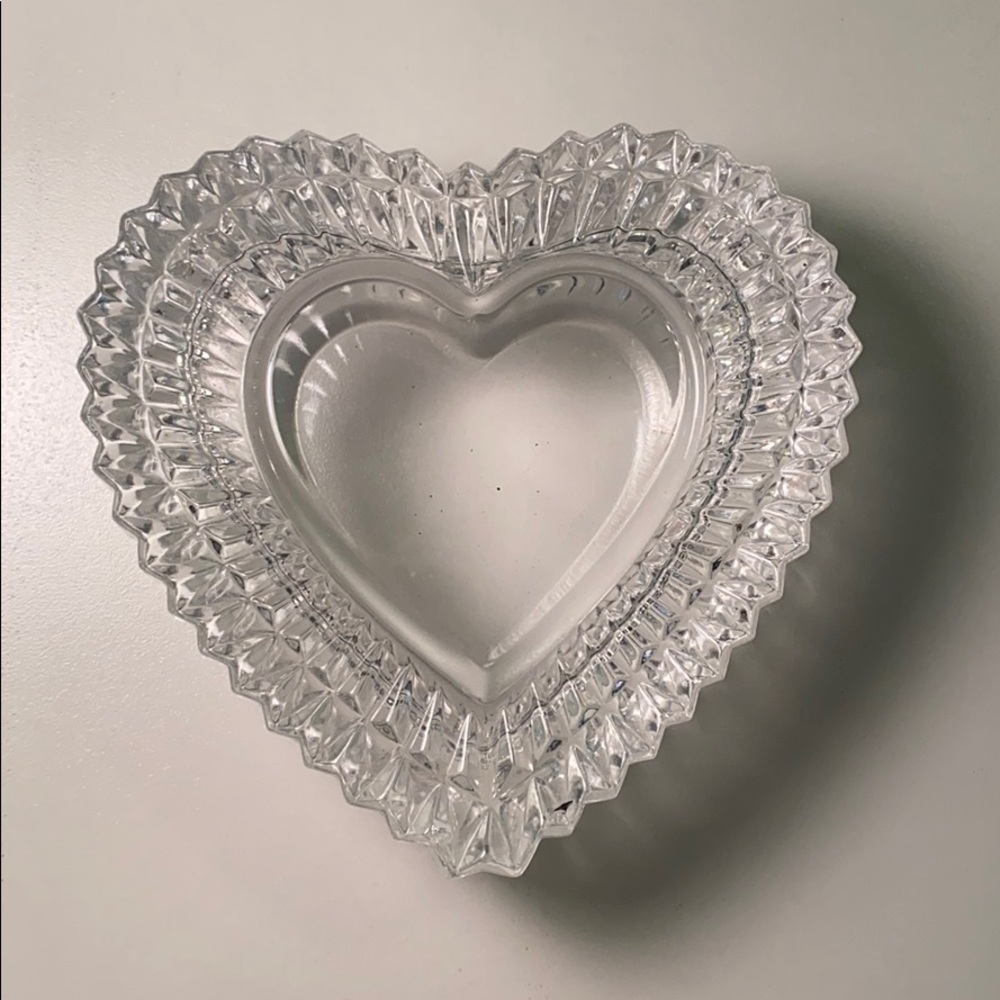 Heart shaped jewelry holder
